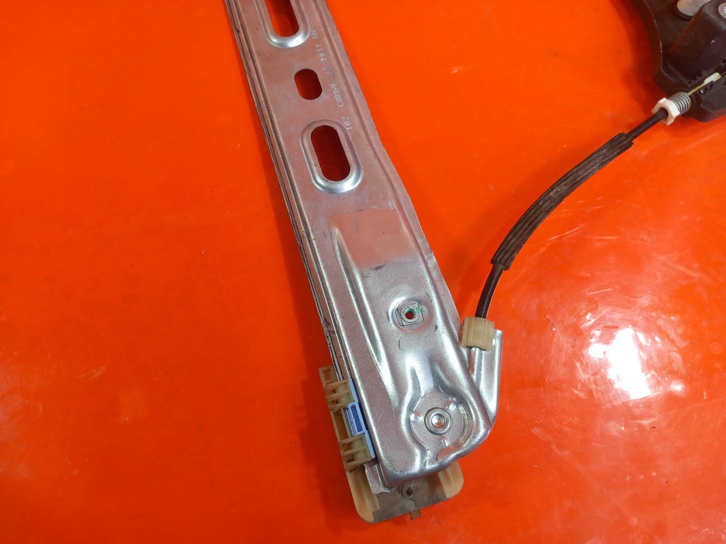 2017 Ford Transit Connect Front Right Window Regulator Motor DT11-V23200-AD A369 - Image 3