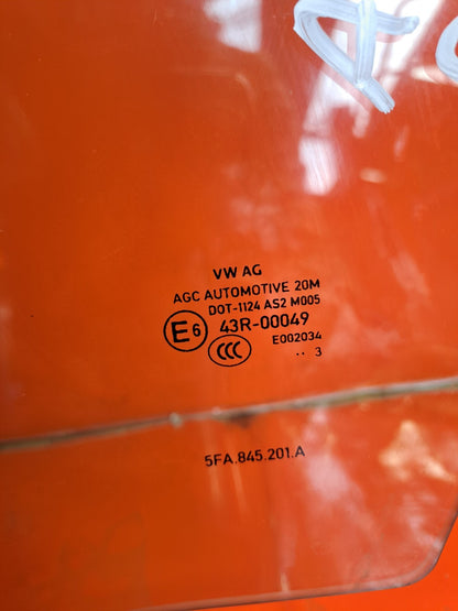 ✅CUPRA LEON VZ2 1.4 PETROL 2023 FRONT LEFT DOOR WINDOW GLASS 5FA845201A Warranty - Image 5