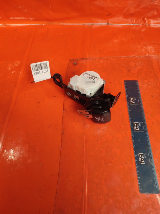 ✅2018 BMW X1 F48 2.0P SEAT BELT REAR CENTRE 7469270+ WARRANTY A303 - Image 2