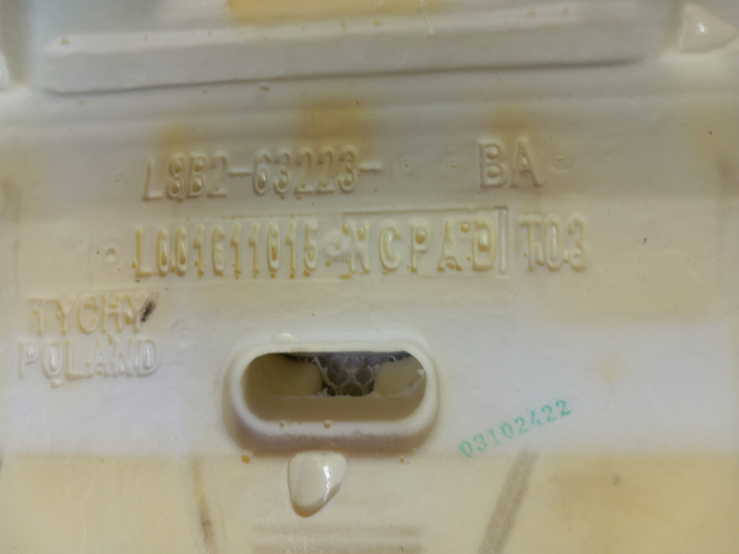 Land Rover Defender L663 3.0 Diesel 2025 Front Left Seat Base L8B263223BA A396 - Image 9