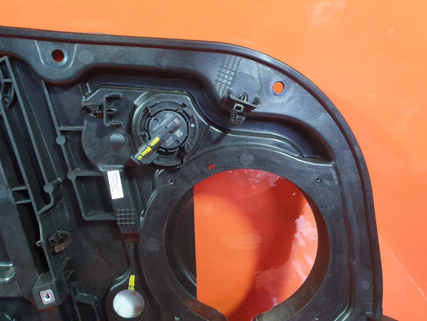 KIA XCEED 1.5 PETROL 2021 FRONT LEFT DOOR WINDOW REGULATOR 82470-J7160 Warranty - Image 4