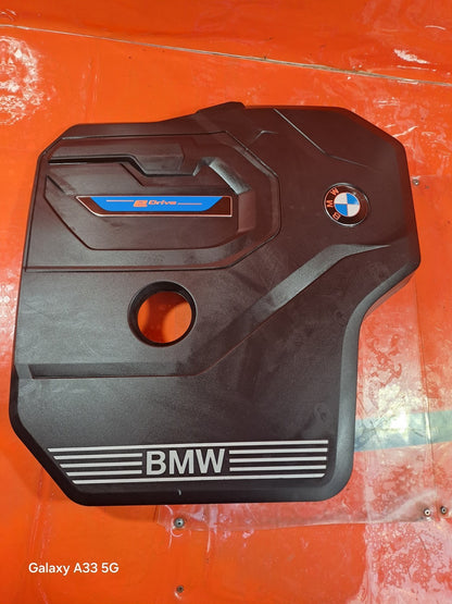 ✅BMW 330E G21 2.0 PETROL 2022 ENGINE TOP COVER 8676204 Warranty A305 - Image 1