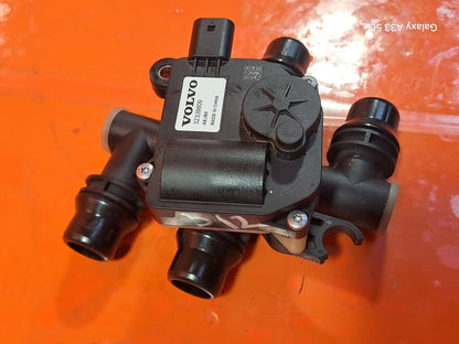 ebay-src:https://i.ebayimg.com/00/s/mtiwmfgxnjaw/z/yesaaeswi95pedar/$_57.jpg