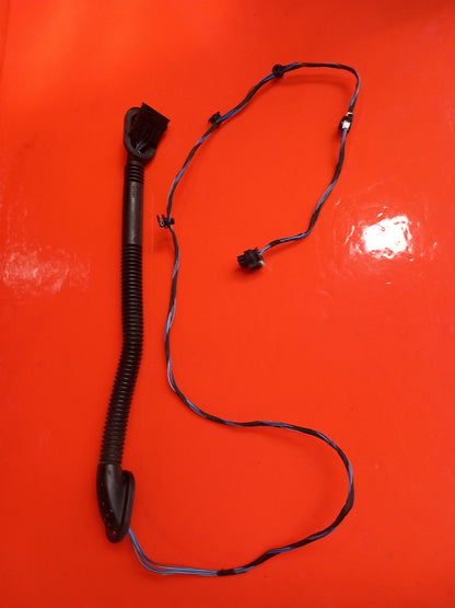 2024 Mercedes Sprinter W907 Rear Right Door Rubber Protective Hose A0009971051 - Image 2