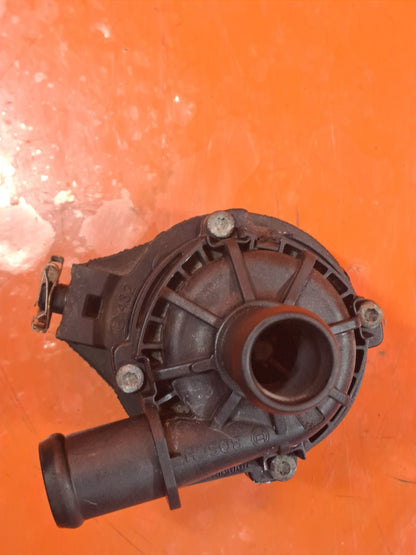 ✅2020 VW GOLF MK8 R-LINE 2.0 TDI AUXILIARY WATER PUMP 2Q0965567A + WARRANTY A346 - Image 10
