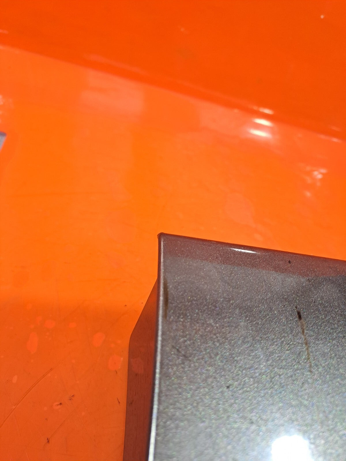 AUDI Q7 S-LINE 3.0 DIESEL 2010 FRONT RIGHT WING FENDER LOWER MOULDING TRIM GREY - Image 3