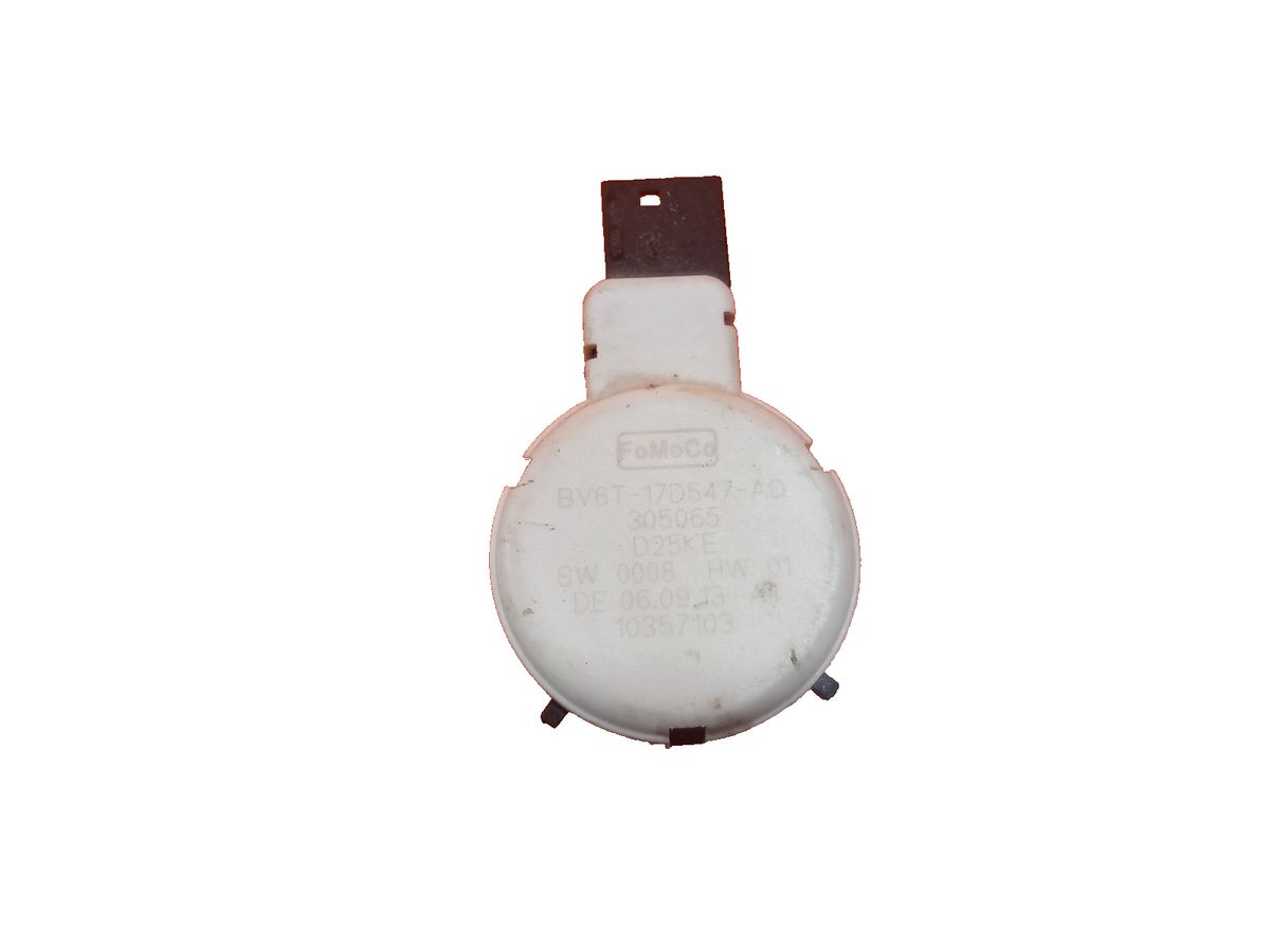 ebay-src:https://i.ebayimg.com/00/s/mtiwmfgxnjaw/z/mngaaeswkojqp-7v/$_57.png