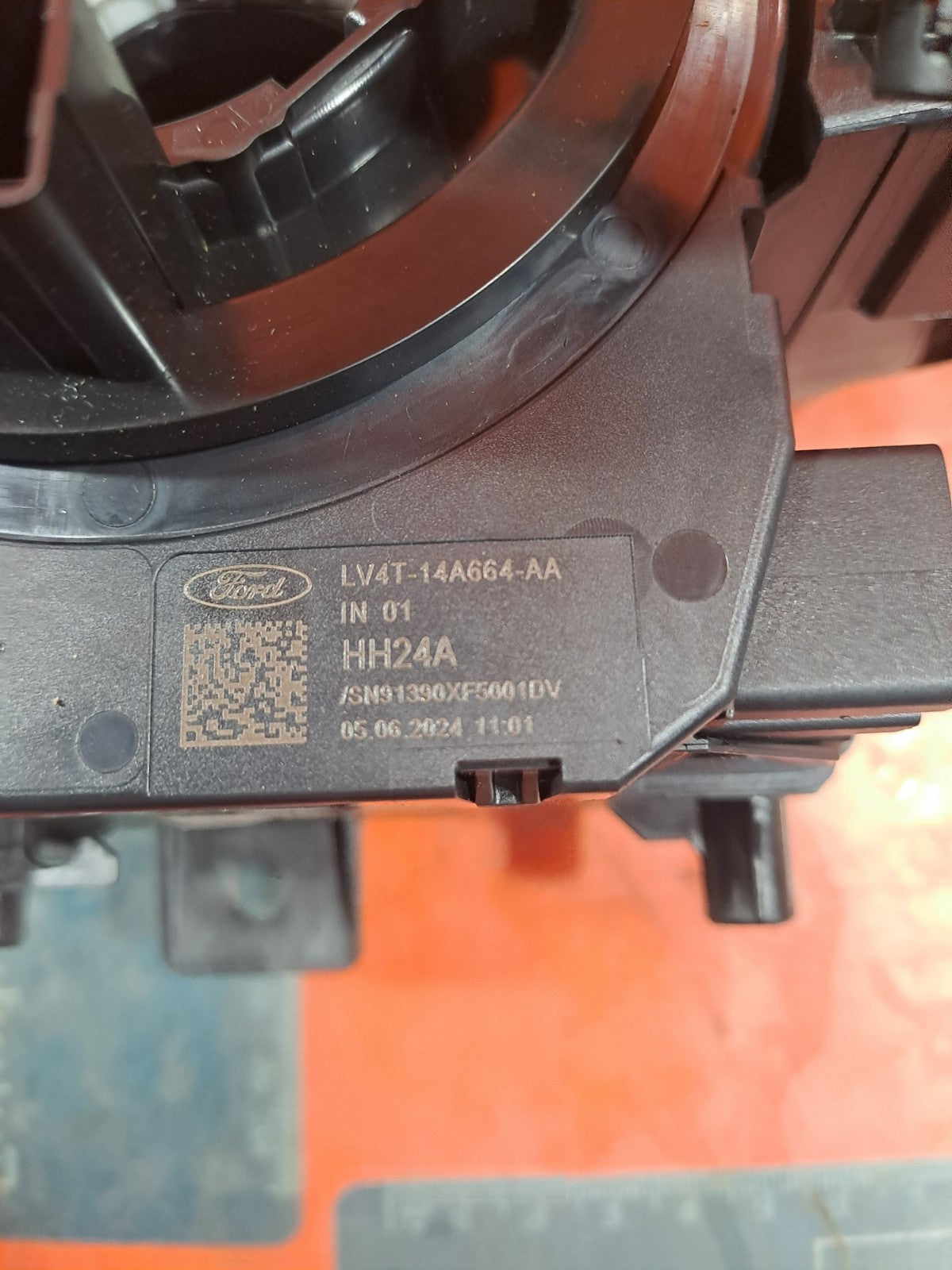 ebay-src:https://i.ebayimg.com/00/s/mtywmfgxmjaw/z/pvaaaeswcezpqrgj/$_57.jpg