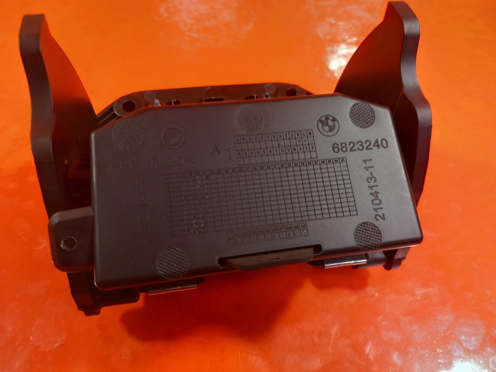 ebay-src:https://i.ebayimg.com/00/s/mtiwmfgxnjaw/z/plkaaesw-jrqmx6y/$_57.jpg
