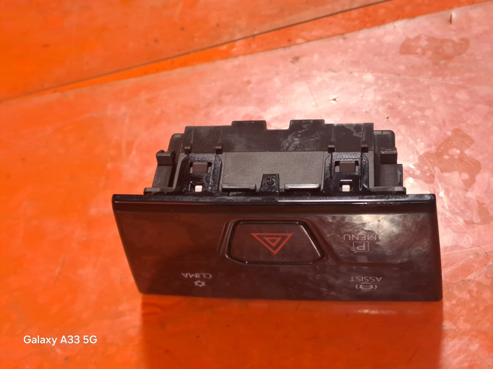 ebay-src:https://i.ebayimg.com/00/s/mtiwmfgxnjaw/z/hnoaaeswbgdo~lrv/$_57.jpg