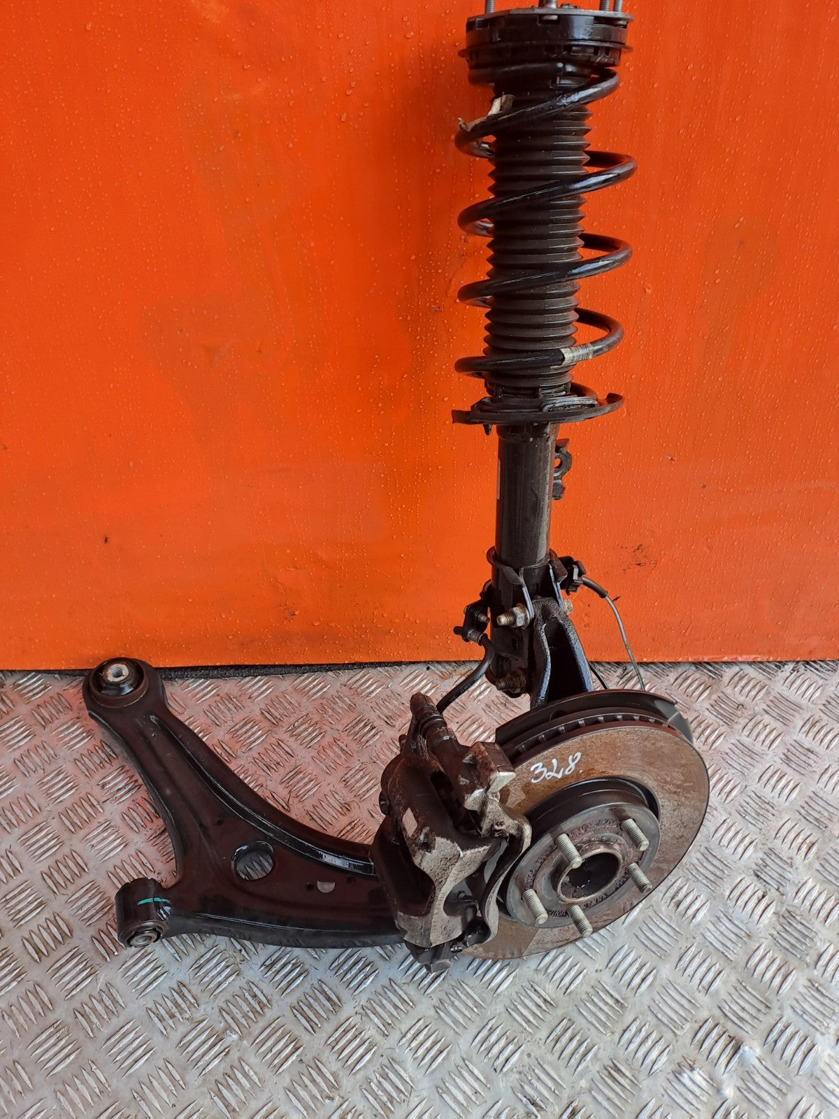 ✅2023 FORD PUMA TITANIUM FRONT LEFT SUSPENSION LEG L1TC-18K001-BD +WARRANTY A328 - Image 1