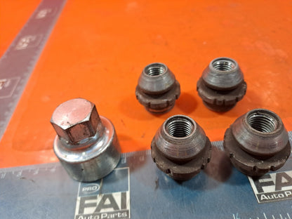 ✅FORD C-MAX ZETEC 1.0 PETROL 2018 Wheel Locking Nuts Warranty A237 - Image 3