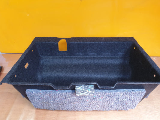 ✅2023 BMW I4 G26 E-DRIVE 40 M SPORT REAR STORAGE TRAY BOOT FLOOR 9479628 A190 - Image 1