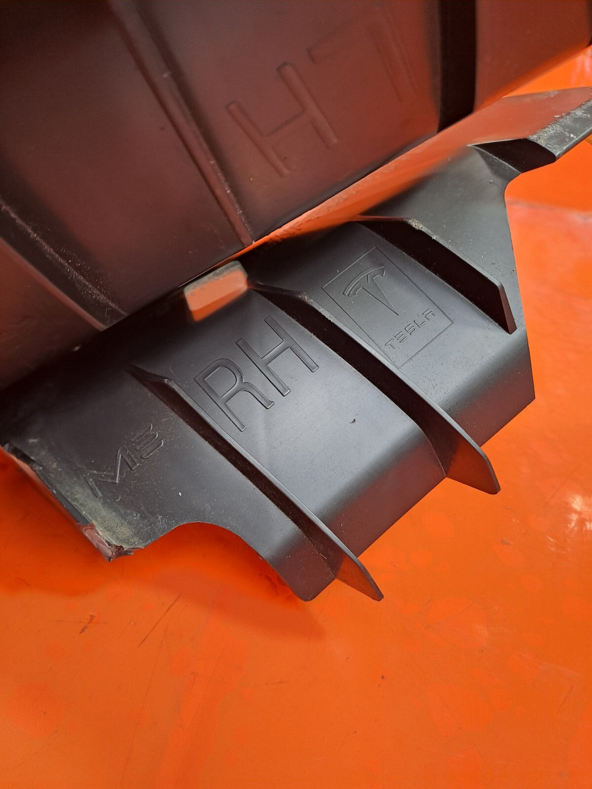 ✅2020 TESLA MODEL 3 FRONT BUMPER BRACKET PAIR 1084169-00-B + WARRANTY A266 - Image 6
