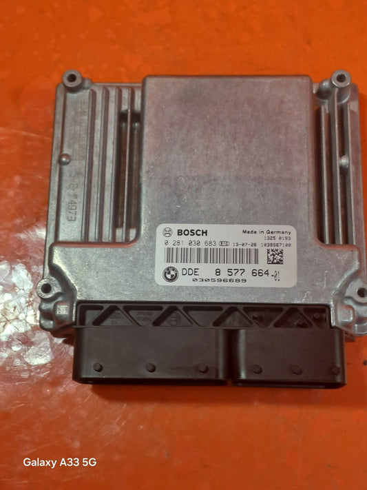 ✅2013 BMW 1 SERIES E88 ENGINE CONTROL UNIT ECU 8577664 + WARRANTY A348 - Image 2