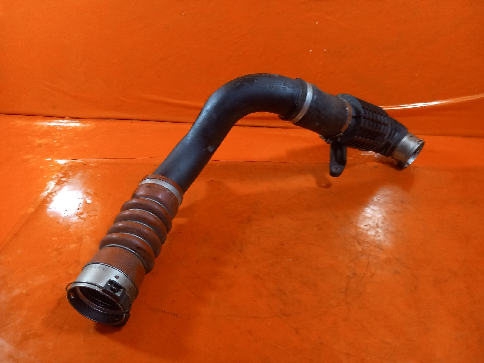 2021 BMW 1 Series F40 Intercooler Hose Pipe MGW00403 Warranty A365 - Image 4