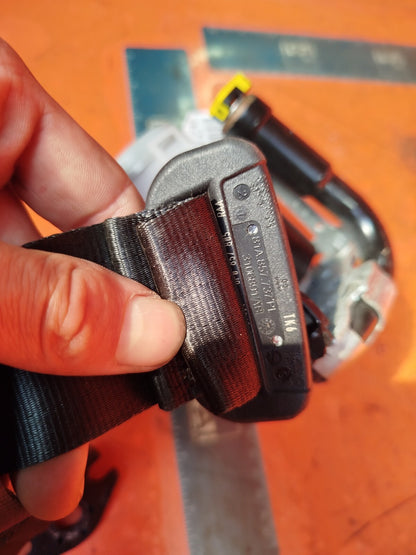 ✅SEAT ARONA FR 1.0 PETROL 2019 REAR LEFT SEAT BELT 81A857737PL 6F0857805 A217 - Image 9