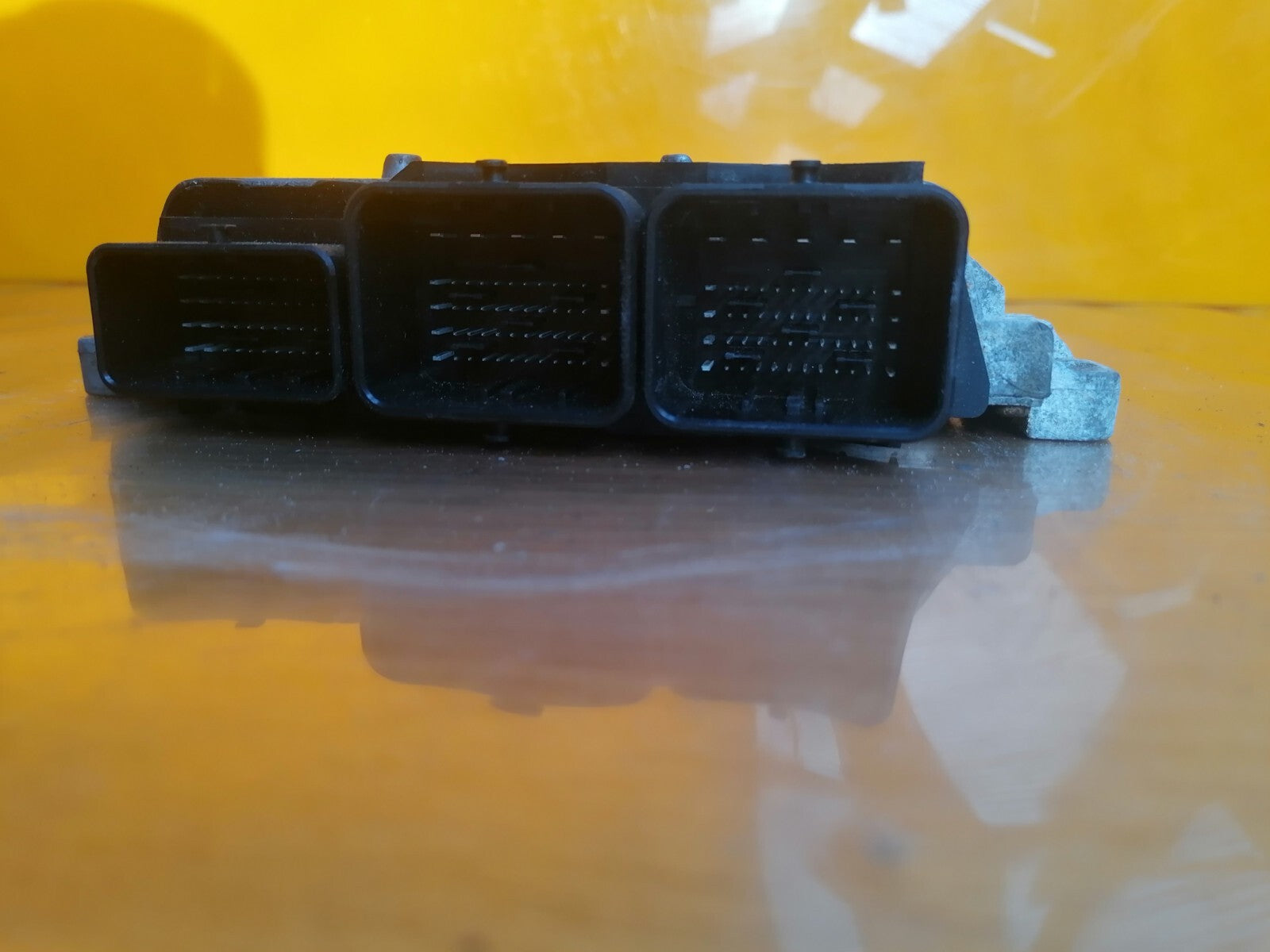 ebay-src:https://i.ebayimg.com/00/s/mtiwmfgxnjaw/z/4omaaoswwfdljt24/$_57.jpg