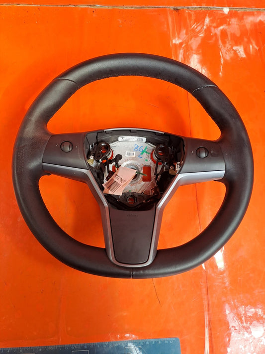✅Tesla Model 3 Long Range 2020 MULTIFUNCTION STEERING WHEEL 1095222-99-L A266 - Image 1