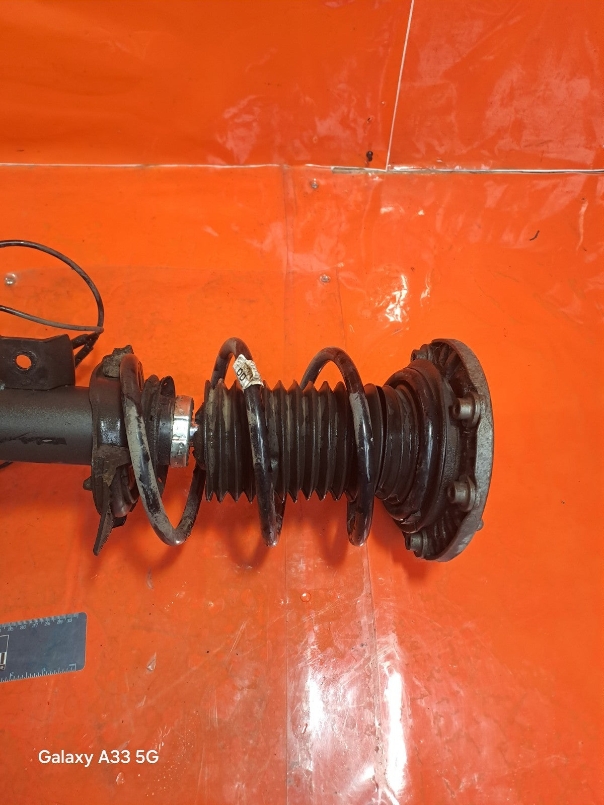 ✅BMW 218I SPORT F22 1.5 PETROL 2017 FRONT LEFT SUSPENSION LEG HUB 6881929 A306 - Image 7