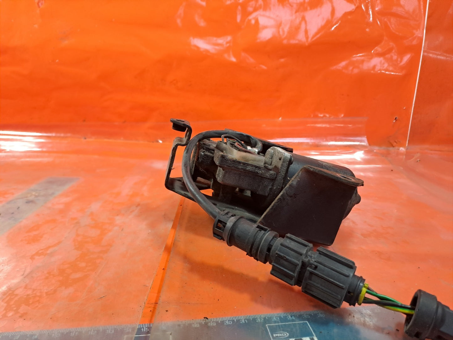 ✅VOLVO FL 5.5 DIESEL 2003 FRONT WINDSCREEN WIPER MOTOR 3181999 Warranty A324 - Image 5
