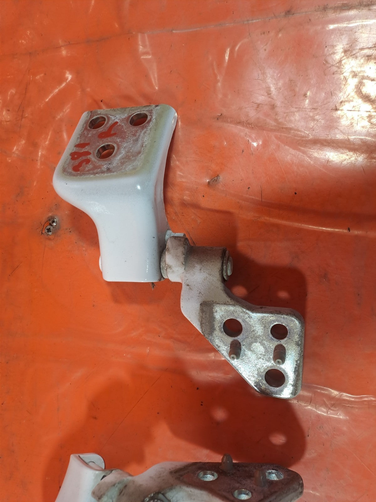 ✅Citroen Berlingo 650 1.5 Diesel 2020 Rear Door Hinges Set Warranty A381 - Image 10