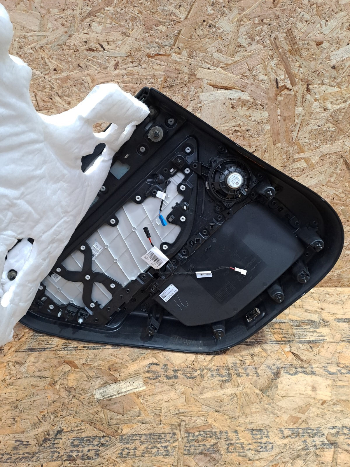 ✅2018-2025 TESLA MODEL 3 REAR RIGHT DOOR CARD 1588129-02-B + WARRANTY A241 - Image 10