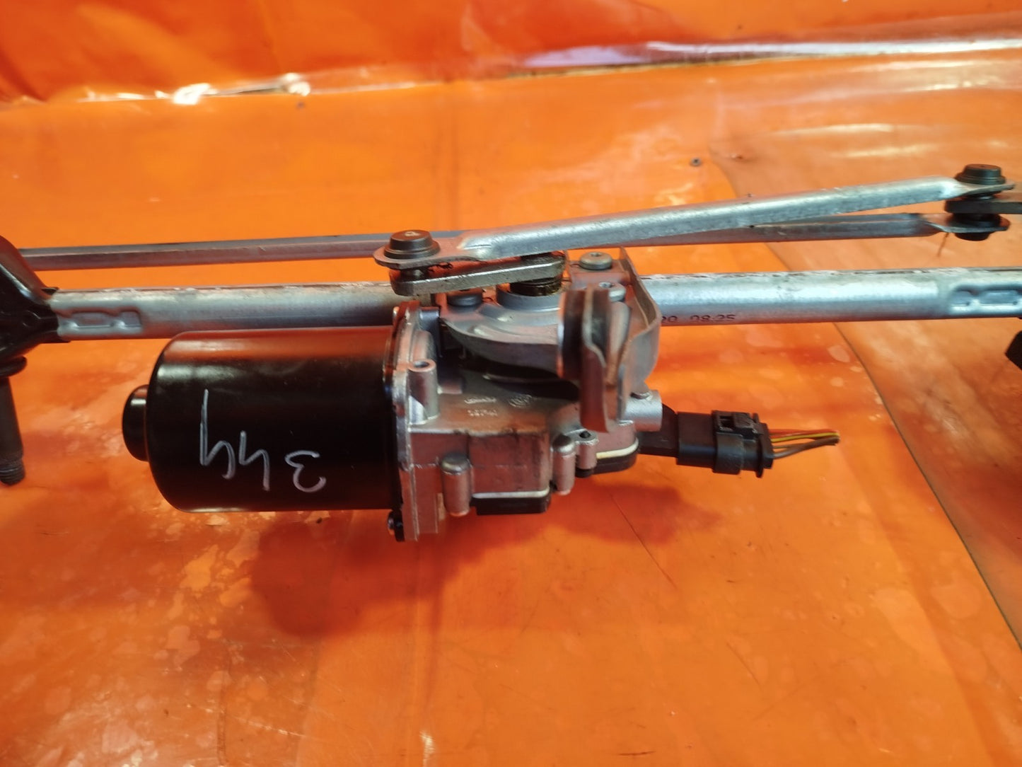 ✅BMW F23 218D 2.0 DIESEL 2019 FRONT WIPER MOTOR & LINKAGE 7267504 Warranty A344 - Image 11