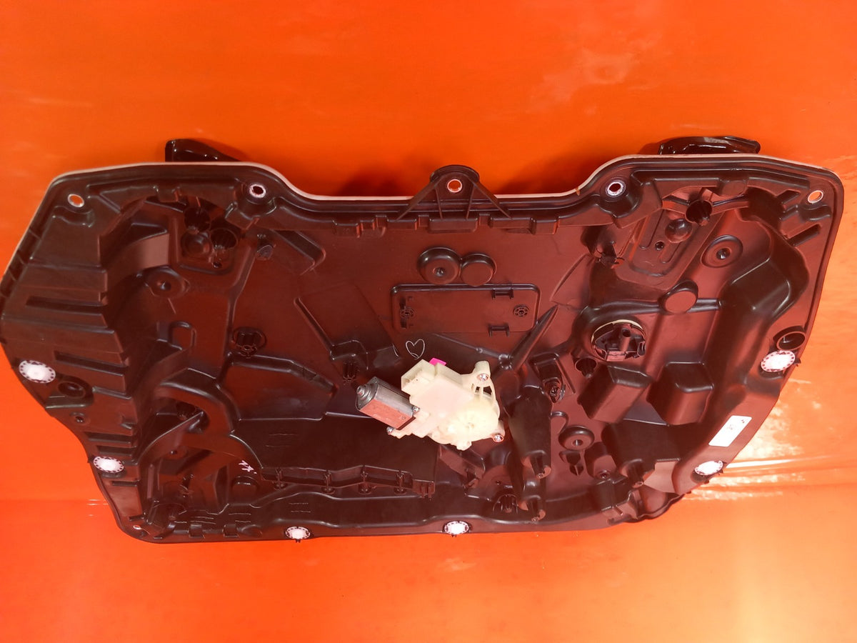 ebay-src:https://i.ebayimg.com/00/s/mtiwmfgxnjaw/z/pbsaaesw9hxqwlx-/$_57.jpg