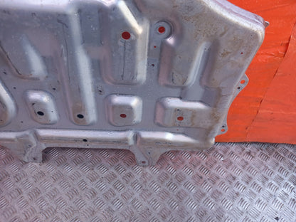 Land Rover Defender L663 3.0 Diesel 2025 Front Bumper Undertray Engine L8B27E063 - Image 11