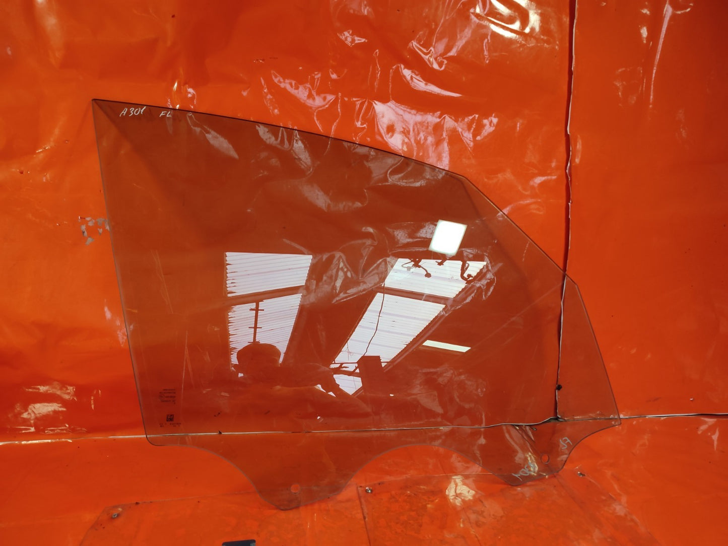 ✅FORD GALAXY ZETEC 2.0 DIESEL 2018 FRONT RIGHT DOOR WINDOW GLASS EM2BU21410A - Image 12