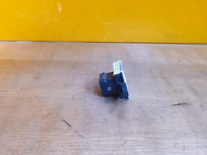ebay-src:https://i.ebayimg.com/00/s/mtiwmfgxnjaw/z/jzeaaoswcwtmivbu/$_57.jpg