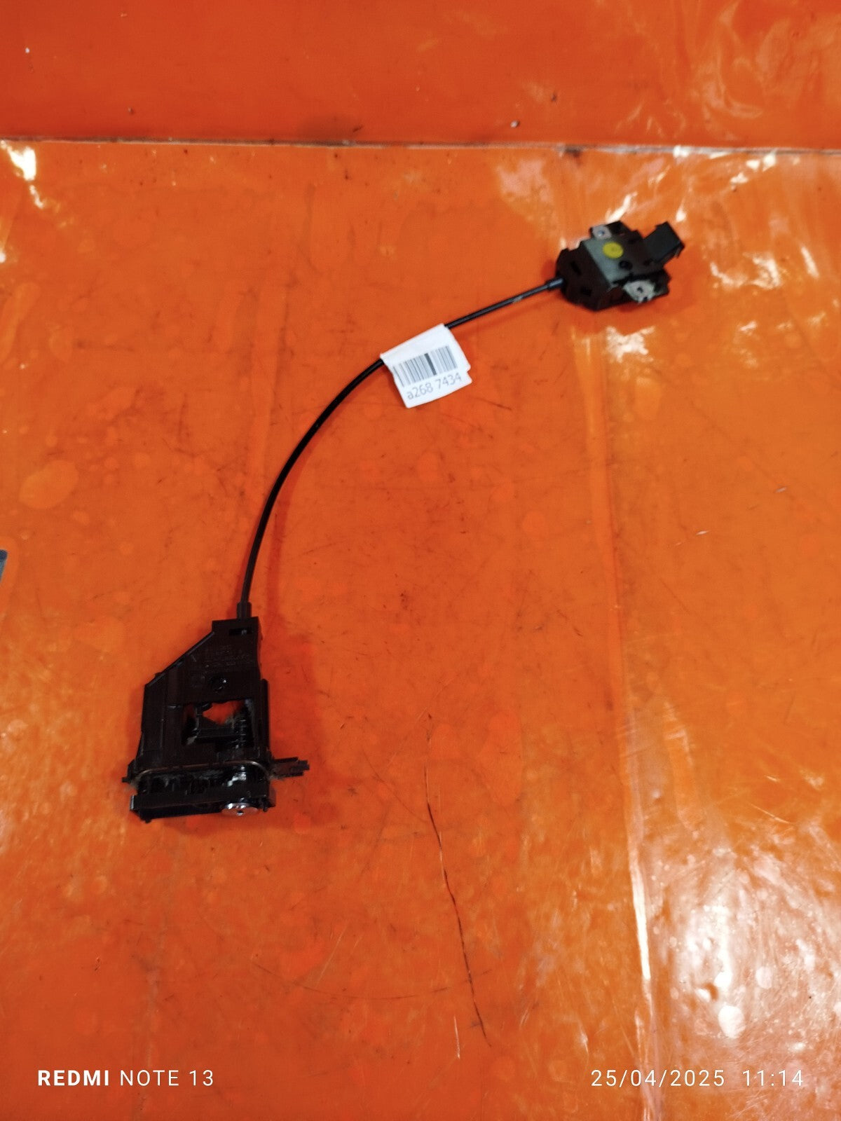 ✅Porsche Cayenne V6 Tiptronic 2010 3.6 Petrol Glove box Lock Mechanism Catch Box - Image 1