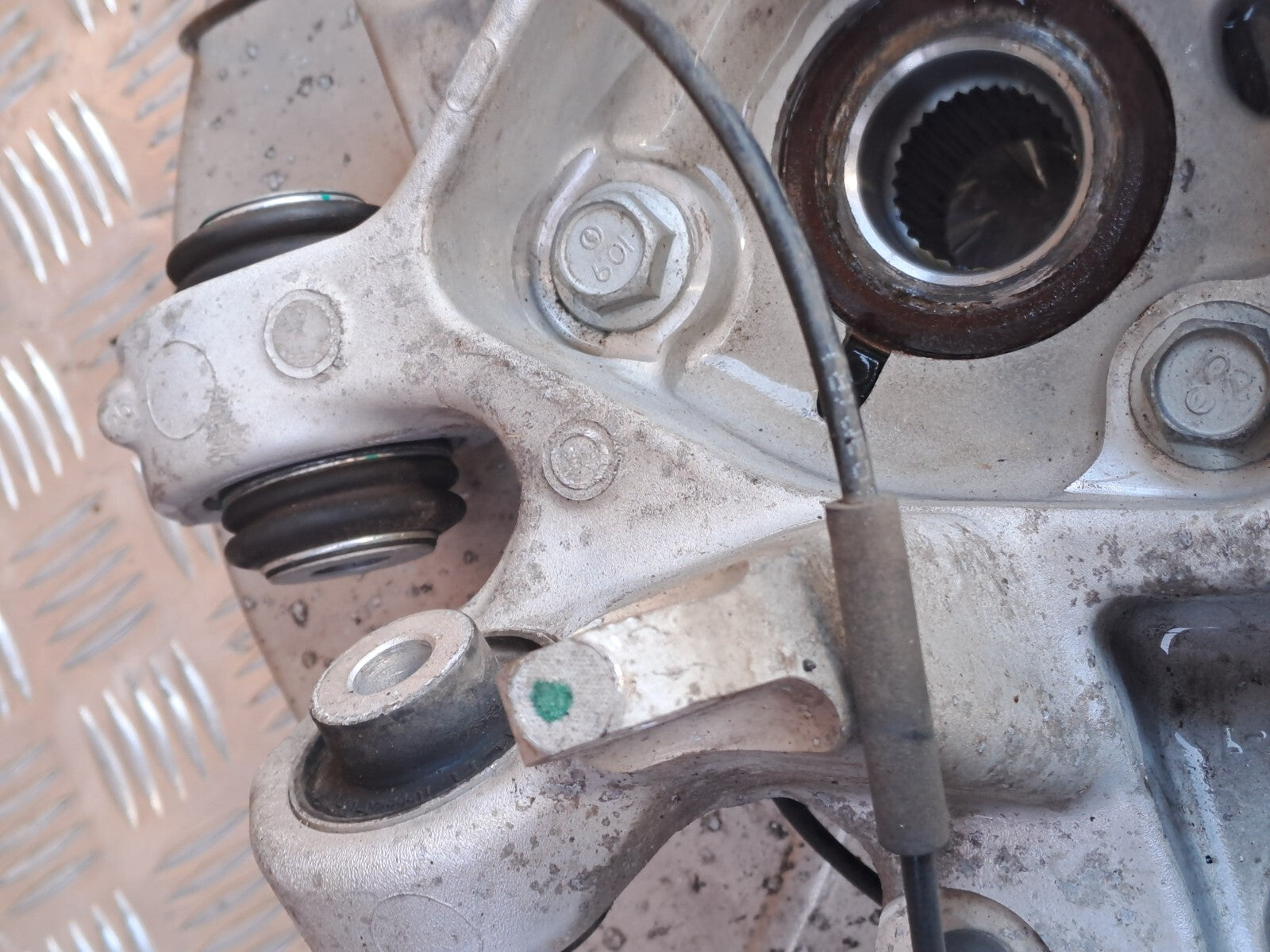 ✅2020 TESLA MODEL 3 REAR RIGHT WHEEL HUB 1044416-00-G + WARRANTY A266 - Image 5