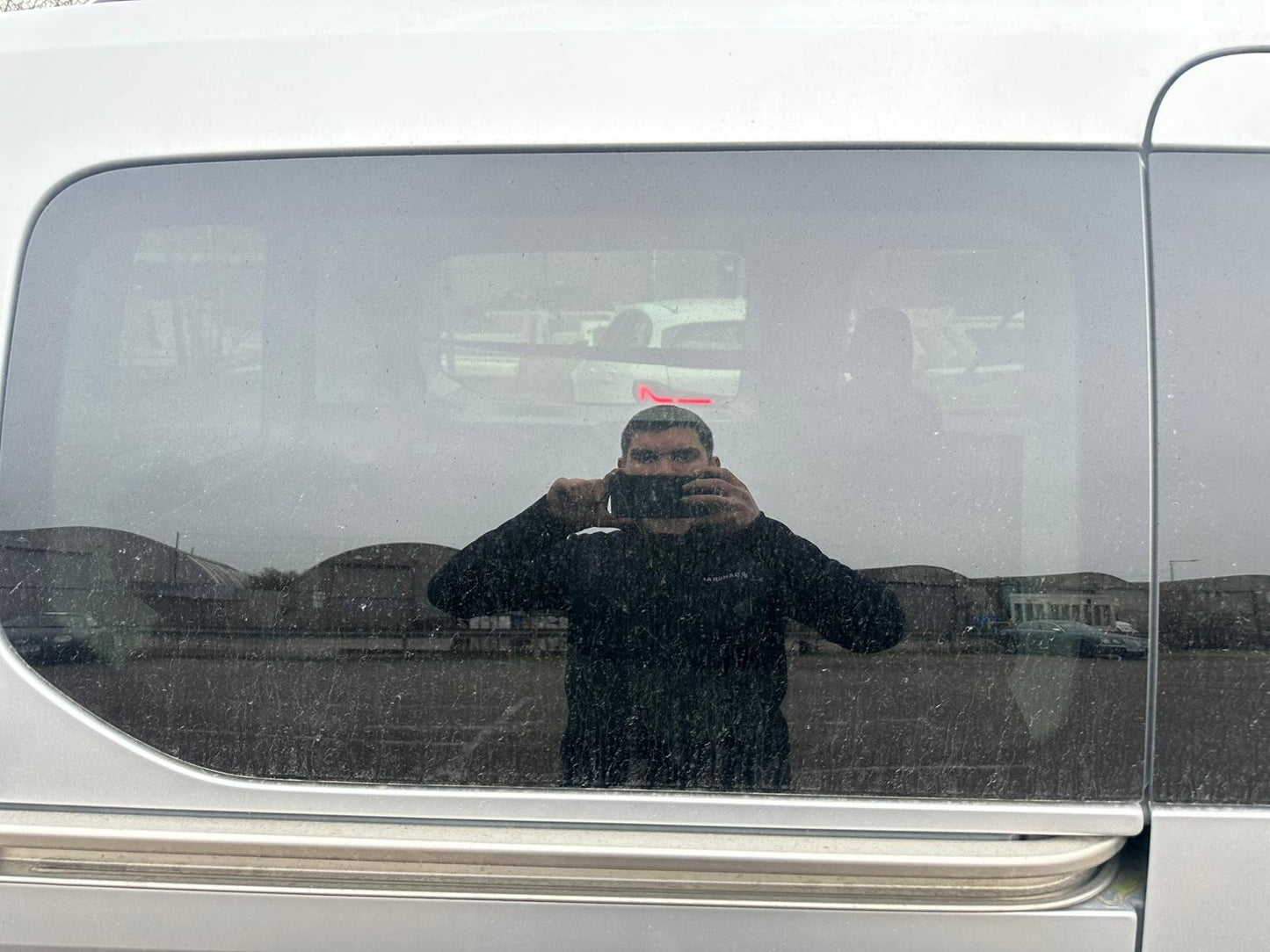 ✅2024 FORD TOURNEO CONNECT QUARTER GLASS REAR RIGHT + WARRANTY A366 - Image 1