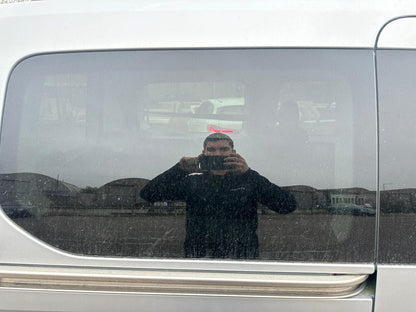 ✅2024 FORD TOURNEO CONNECT QUARTER GLASS REAR RIGHT + WARRANTY A366 - Image 1