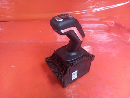 Land Rover Defender L663 3.0 Diesel 2025 Auto Gear Lever Selector N8B27E453BA - Image 6