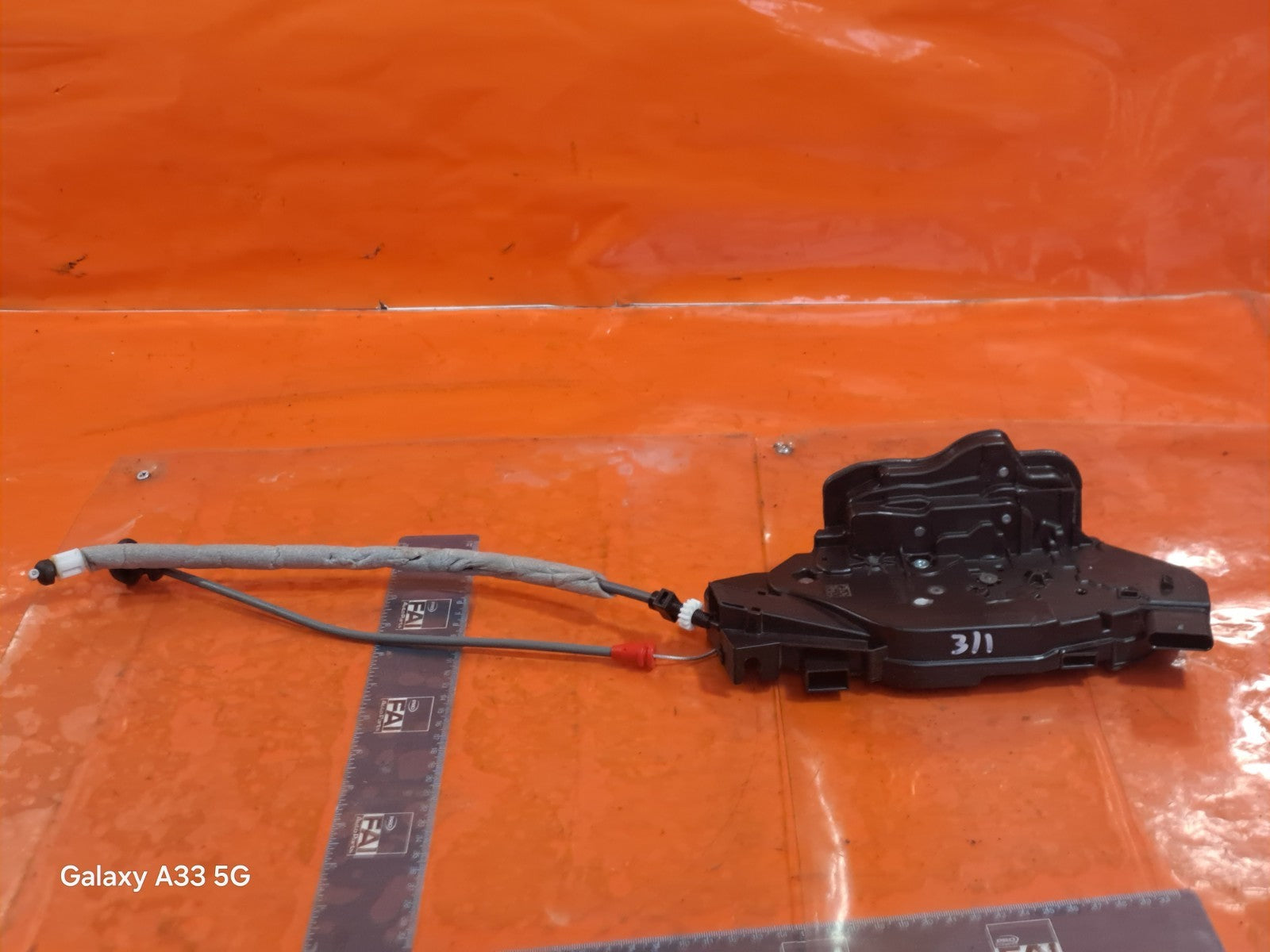 ✅MERCEDES A180 SPORT 1.3 PETROL 2025 REAR RIGHT DOOR LOCK MECHANISM A1770032999 - Image 3
