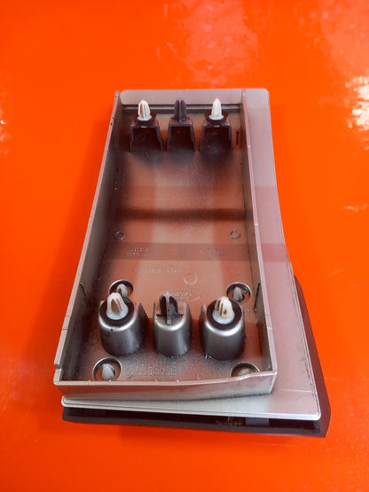 Ford Transit Custom 2.0 Diesel 2021 Fuel Flap Lower Trim Panel Silver GK21V20206 - Image 6