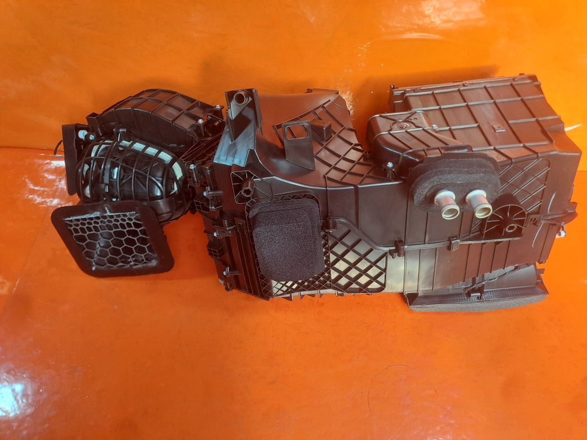 ebay-src:https://i.ebayimg.com/00/s/mtiwmfgxnjaw/z/uk0aaesws4fqxfuu/$_57.jpg