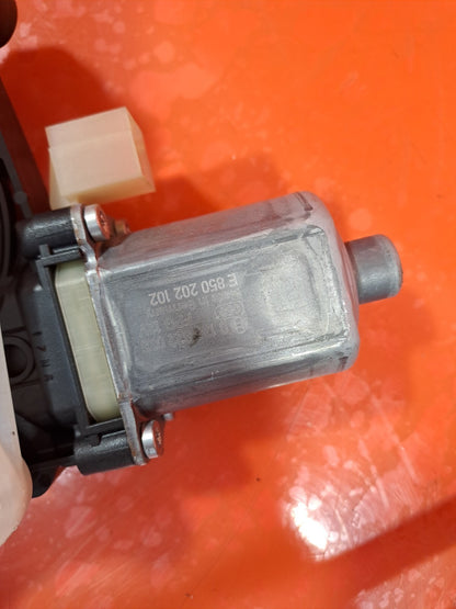 Cupra Leon VZ2 2023 1.4 Petrol Front Right Window Regulator 5FA837462D Warranty - Image 8