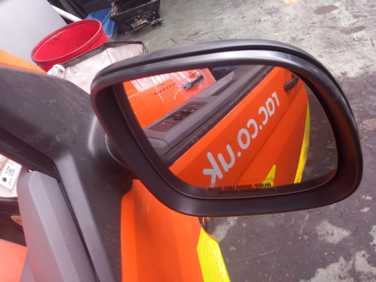 VW Transporter St-Line 2.0 Diesel 2023 Front Right Wing Mirror Black A416 - Image 3