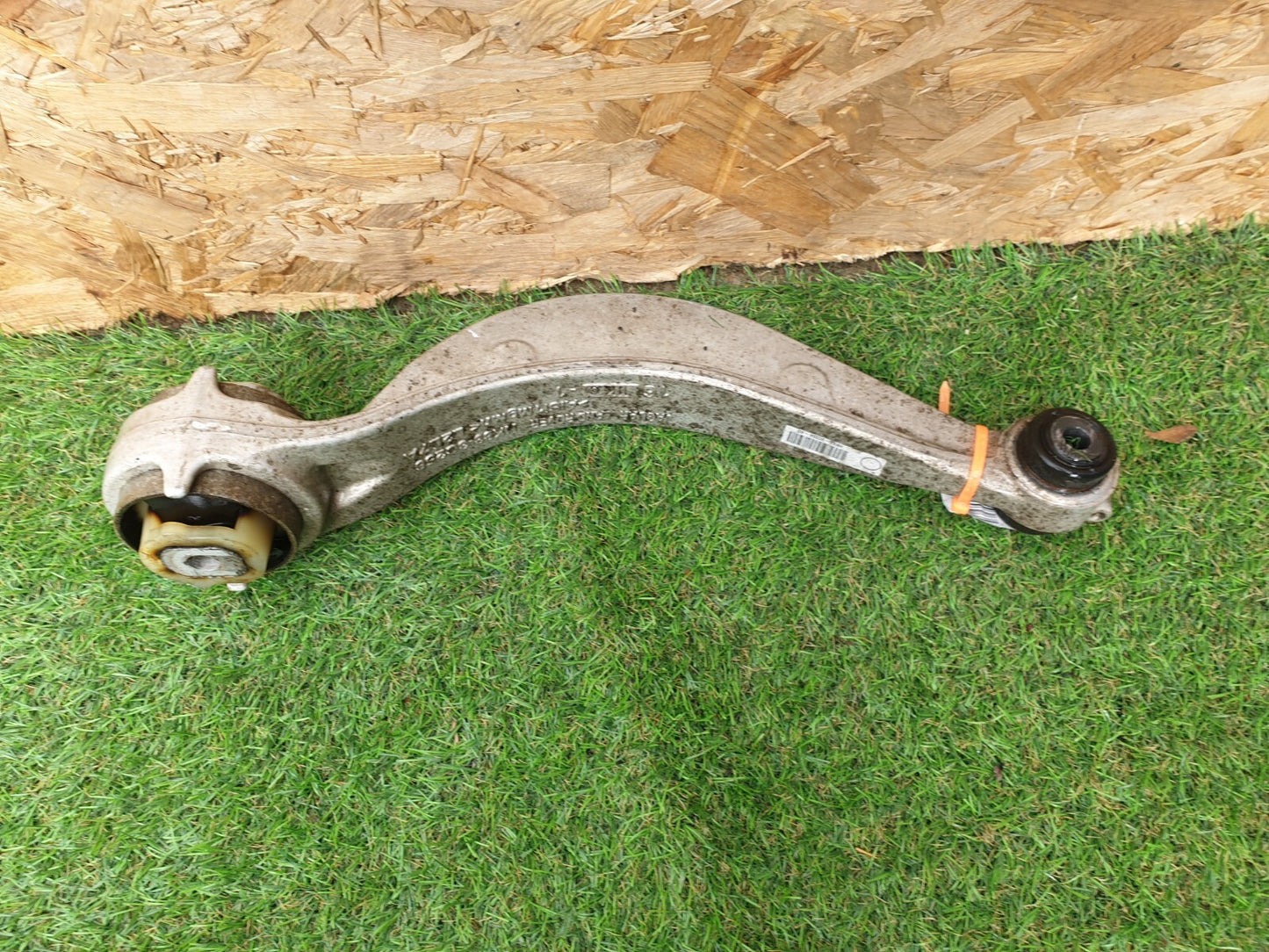 ✅JAGUAR F-PACE X761 3.0 PETROL 2017 FRONT LEFT WISHBONE ARM HK833C256AD Warranty - Image 1