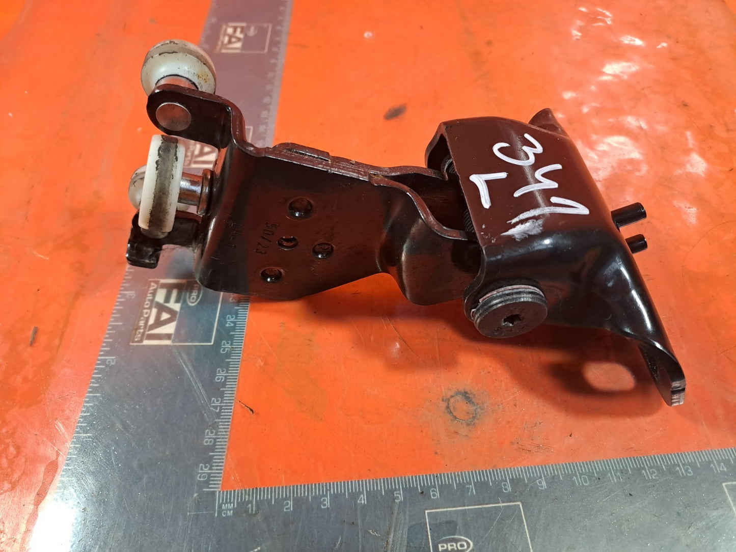 ebay-src:https://i.ebayimg.com/00/s/mtiwmfgxnjaw/z/~vgaaeswyv5pg4ws/$_57.jpg
