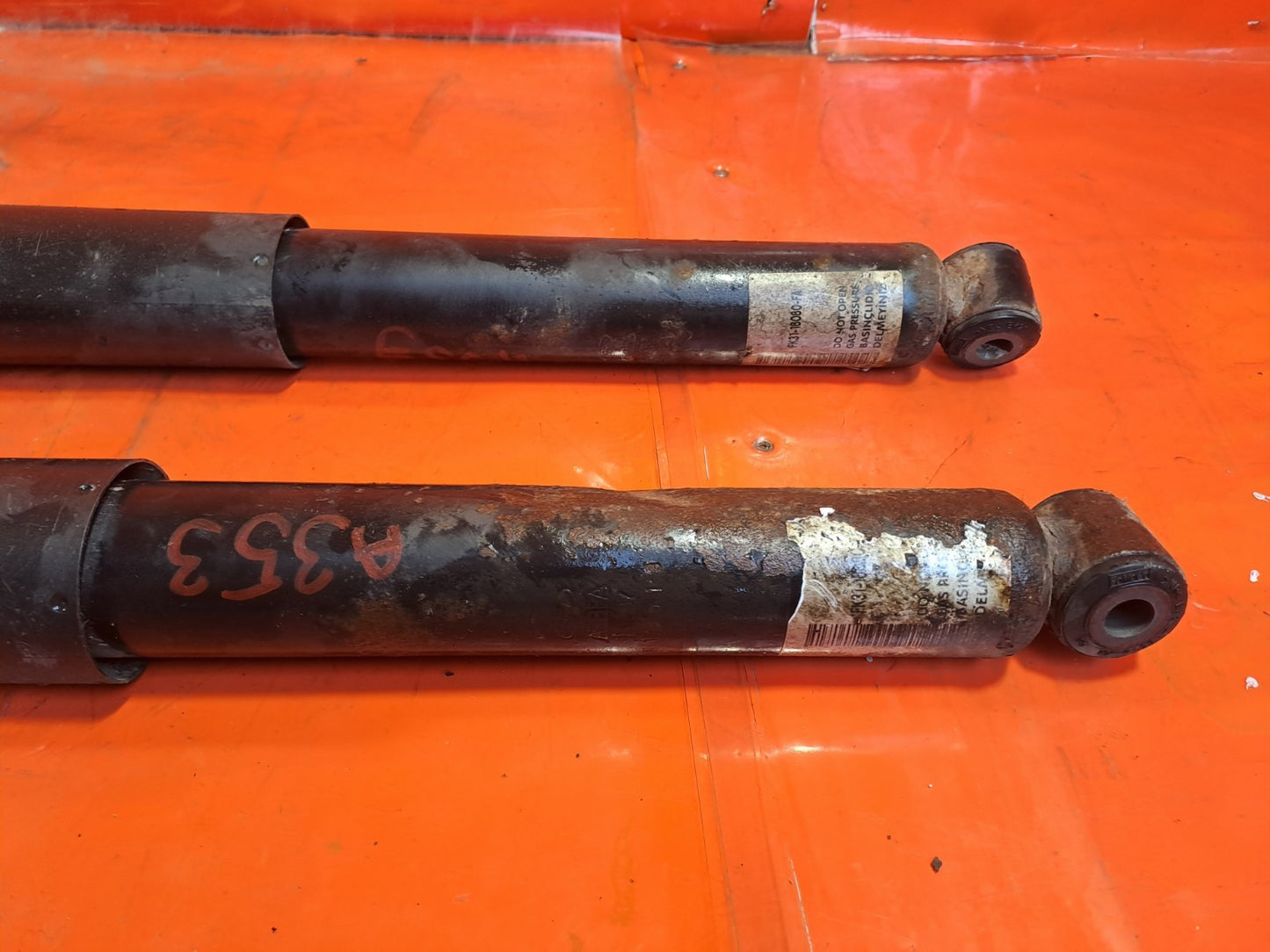 ✅Ford Transit Custom 2.0 Diesel 2022 Rear Shock Absorbers Pair FK3118080FA A353 - Image 9