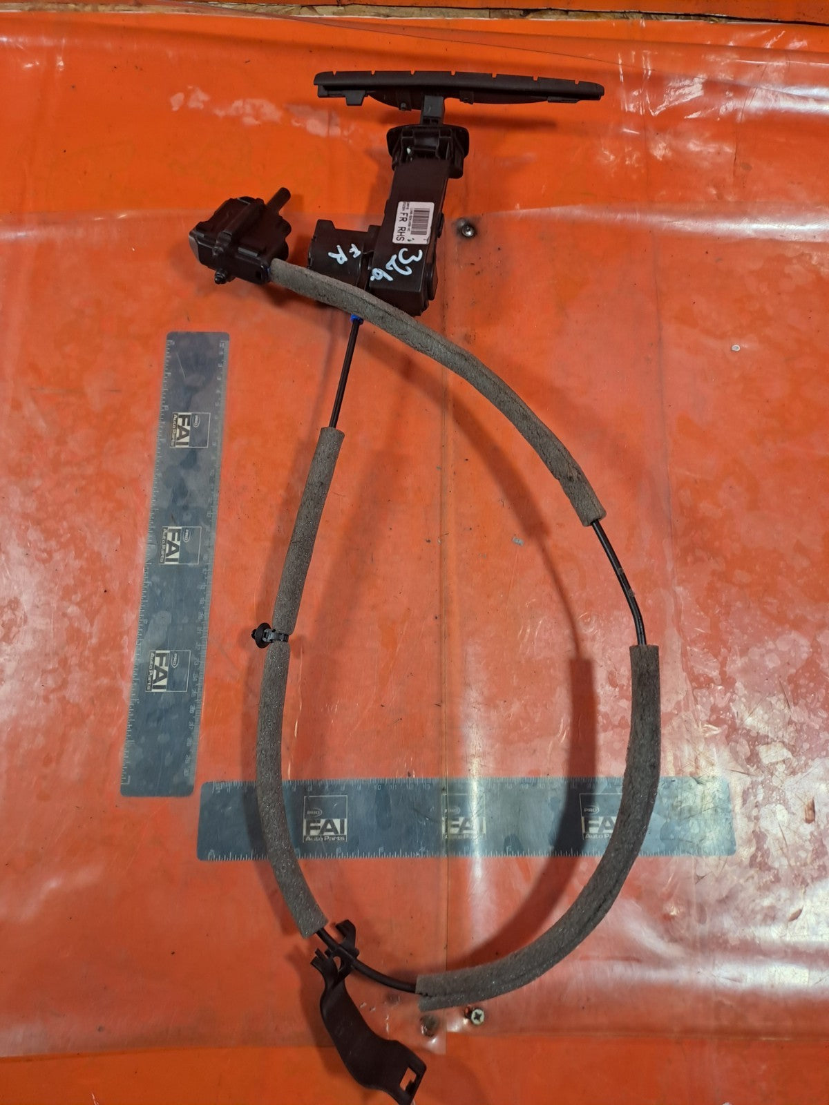 ✅FORD KUGA ST-LINE 2.5 PETROL 2025 FRONT RIGHT OPENING LIMITER LV4BS201A56AC - Image 12