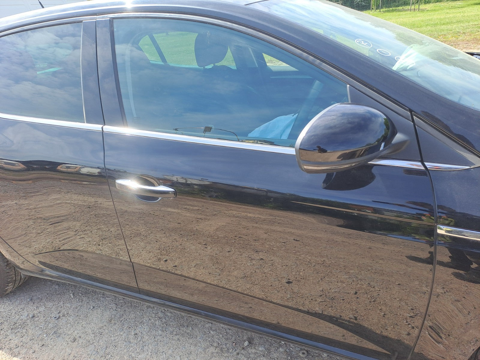✅2019 Renault Megane MK4 Iconic Front Right Bare Door w/o Mirror Black A387 - Image 1