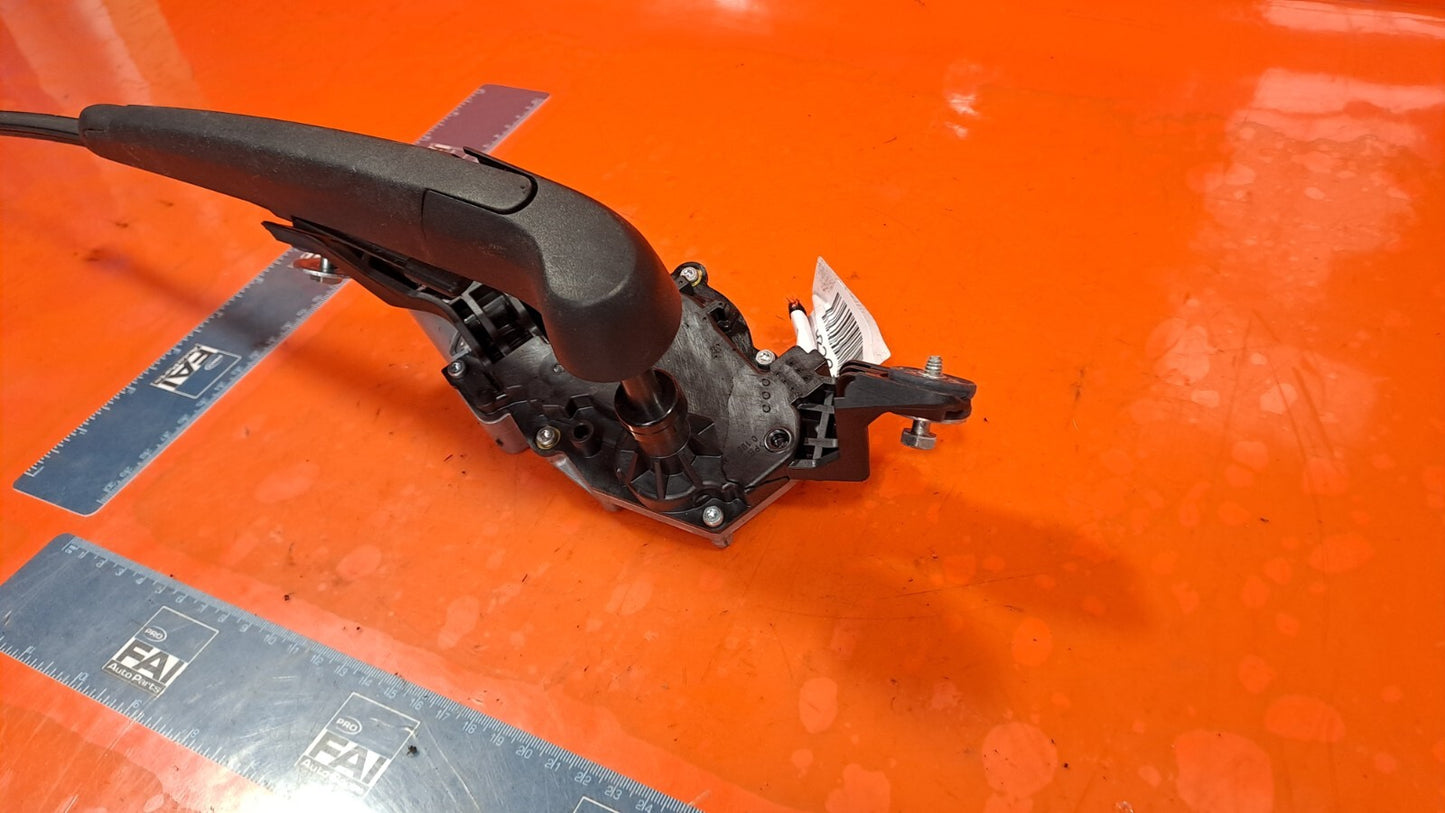 KIA XCEED 1.5 PETROL 2021 REAR WIPER MOTOR 98700J7800 Warranty A228 - Image 7