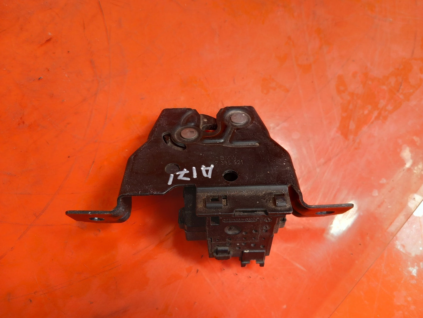 ebay-src:https://i.ebayimg.com/00/s/mtiwmfgxnjaw/z/wvqaaeswaclqhqdj/$_57.jpg