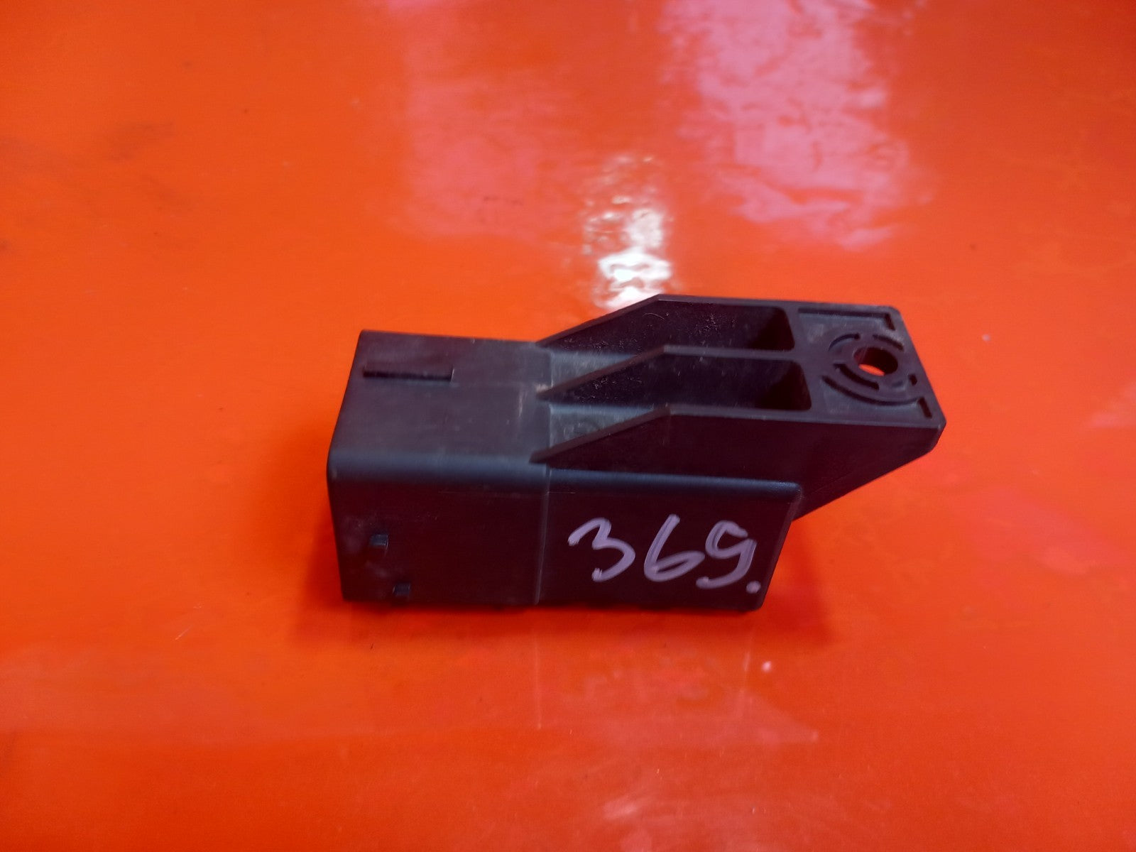 2017 Ford Transit Connect Glow Plug Relay 9803299780 Warranty A369 - Image 8